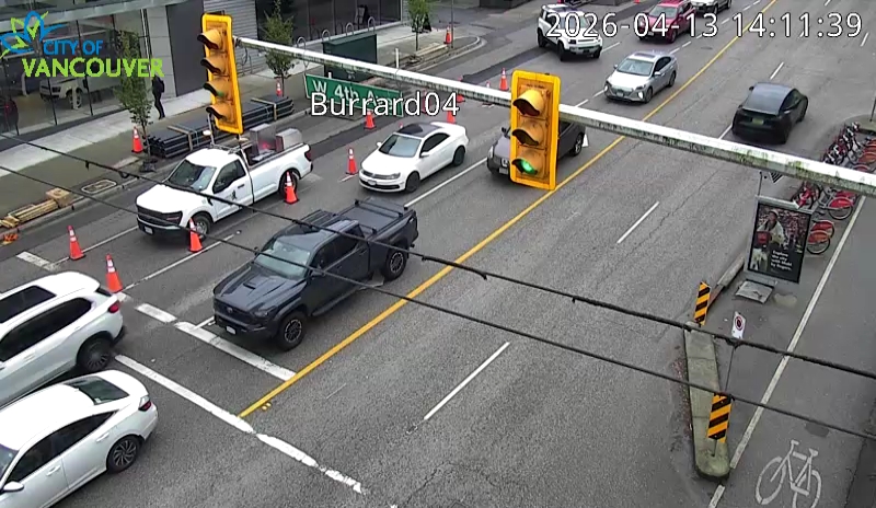 Burrard St & W 4th Ave - South