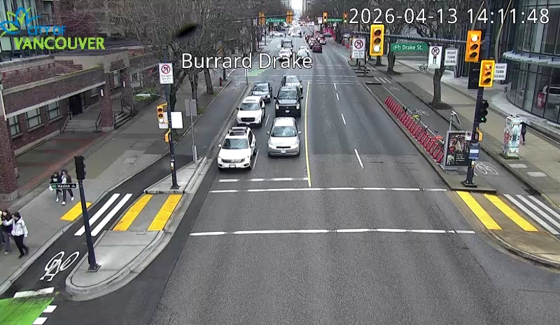 Burrard St & Drake St - N