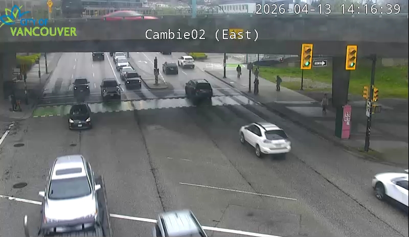 Cambie St & W 2nd Ave - East/West