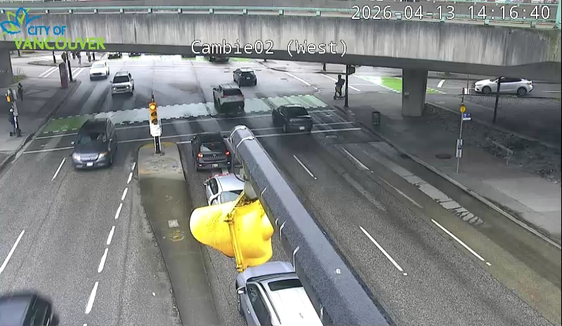 Cambie St & W 2nd Ave - West/East