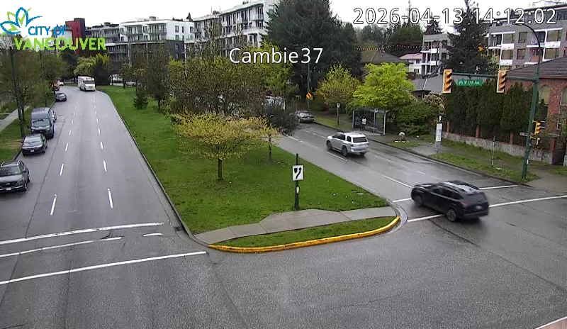 Cambie St & W 37th Ave - N