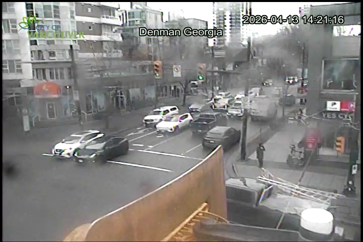 W Georgia St & Denman St - South